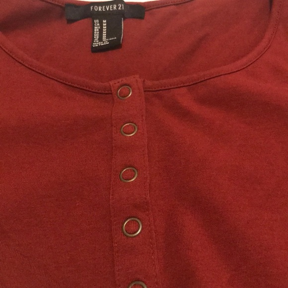 Tops (button onsies) - Picture 4 of 5